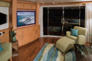 SERENITY - Main Saloon Aft